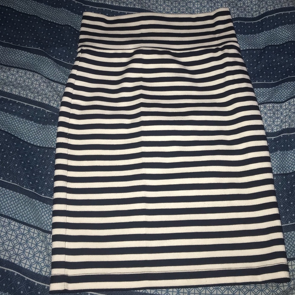 High waisted skirt
